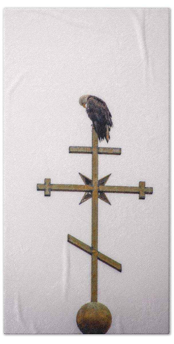 Praying Beach Towel featuring the photograph Praying Eagle by Robert J Wagner