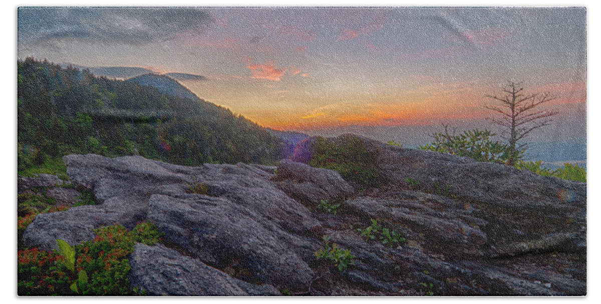 Blue Ridge Mountains Beach Towel featuring the photograph Predawn Light by Melissa Southern