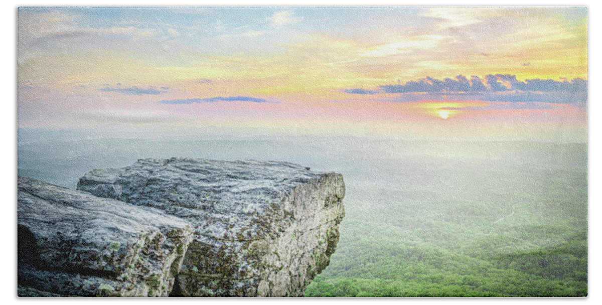 Pulpit Rock Beach Towel featuring the photograph Pulpit Rock Sunset by Jordan Hill