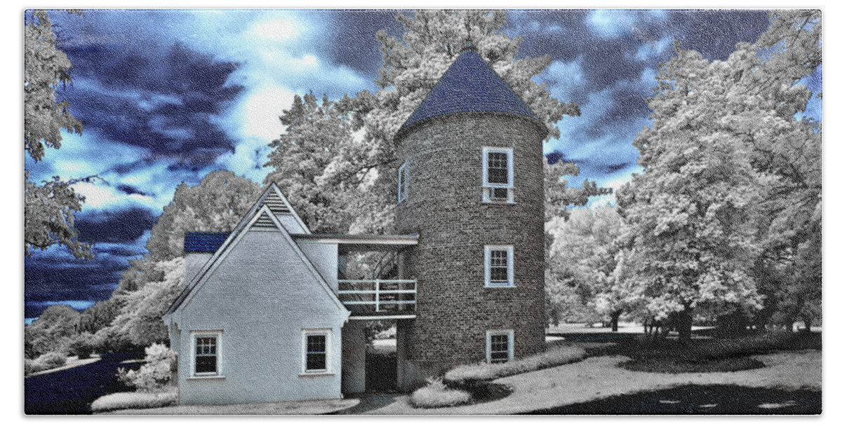 Infrared Beach Towel featuring the photograph Round House in Charlottesville by Anthony M Davis