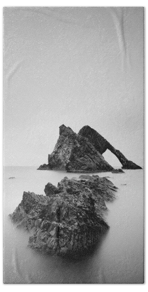 Bow Fiddle Rock Beach Towel featuring the photograph Seascape Rocks - Bow Fiddle by Grant Glendinning
