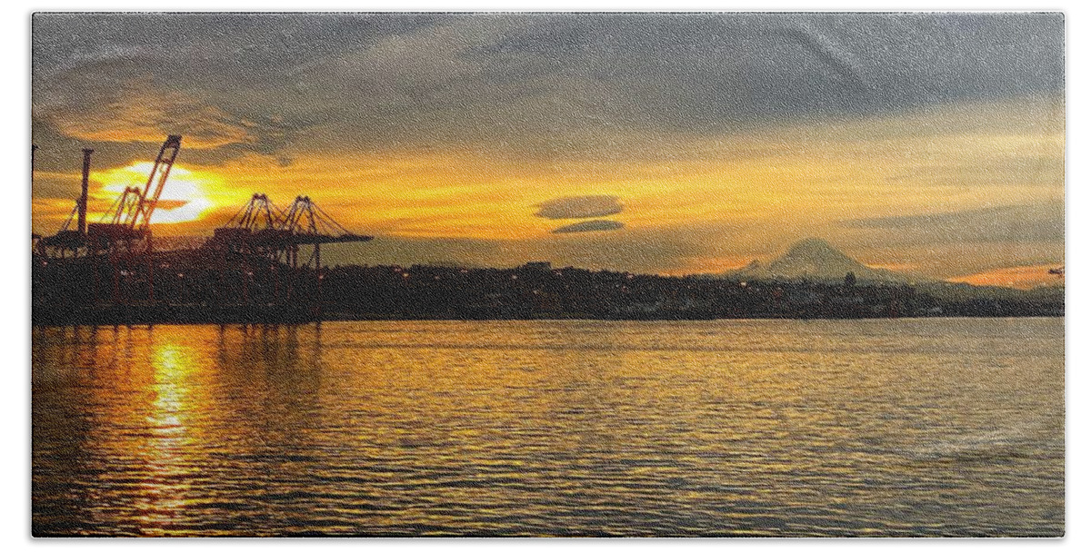 Sunrise Beach Towel featuring the photograph Seattle Waterfront and Mt Rainier Sunrise by Jerry Abbott