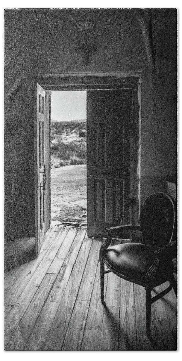 Texas Beach Towel featuring the photograph Shut the Front Door - Monochrome by KC Hulsman