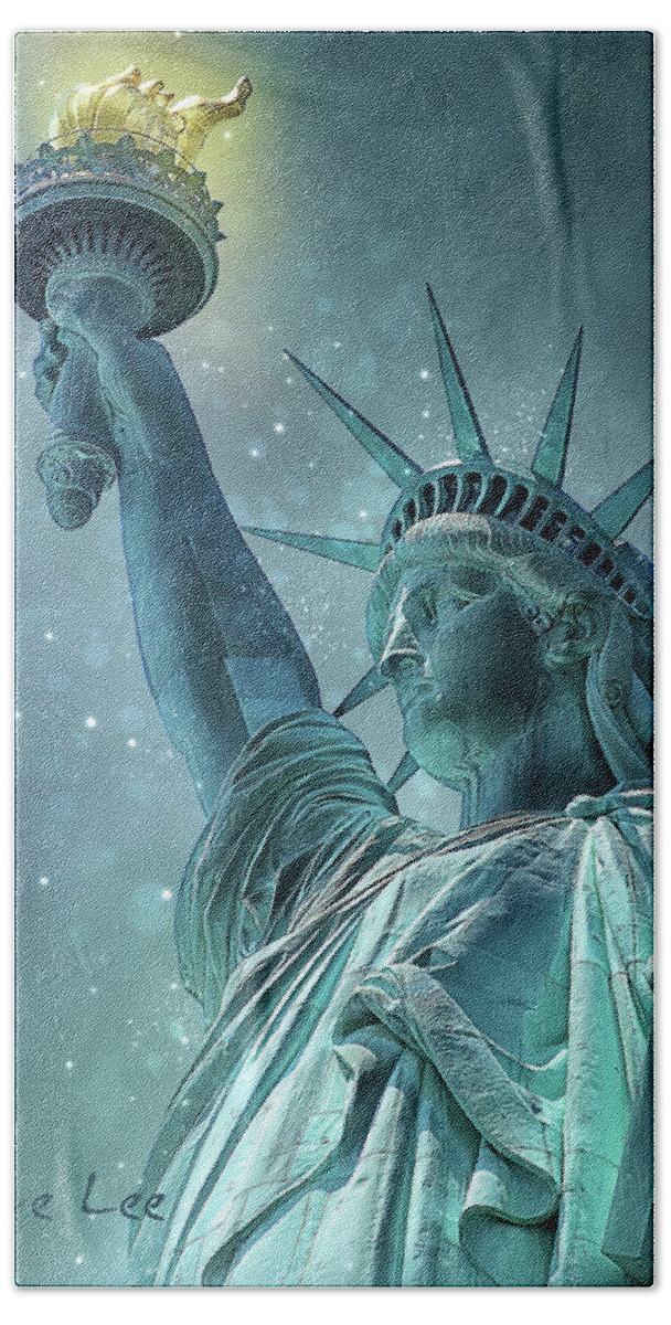 Statue Of Liberty Beach Towel featuring the digital art Statue of Liberty by Dave Lee