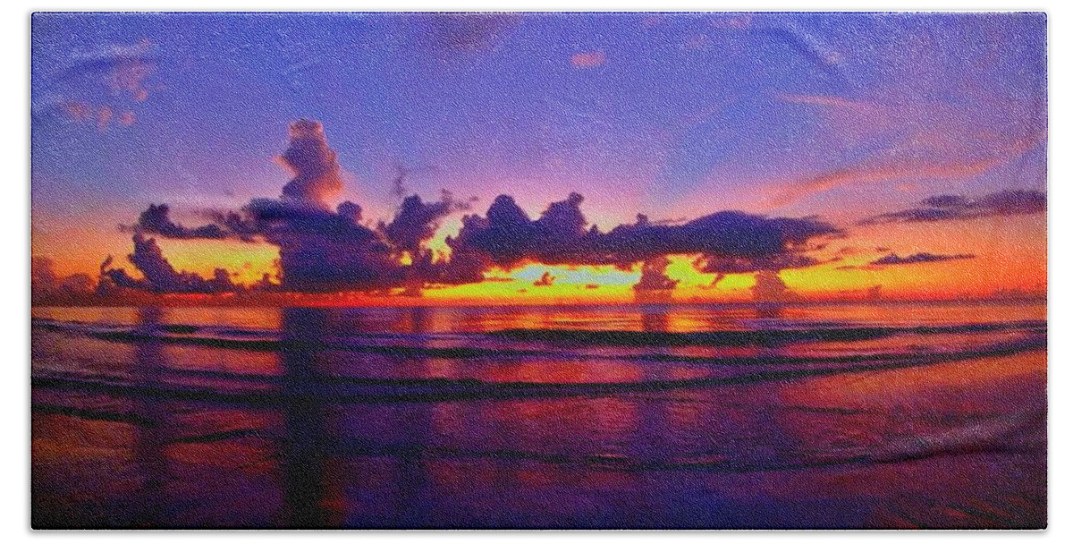 Sunrise Beach Towel featuring the photograph Sunrise Beach 31 by Rip Read