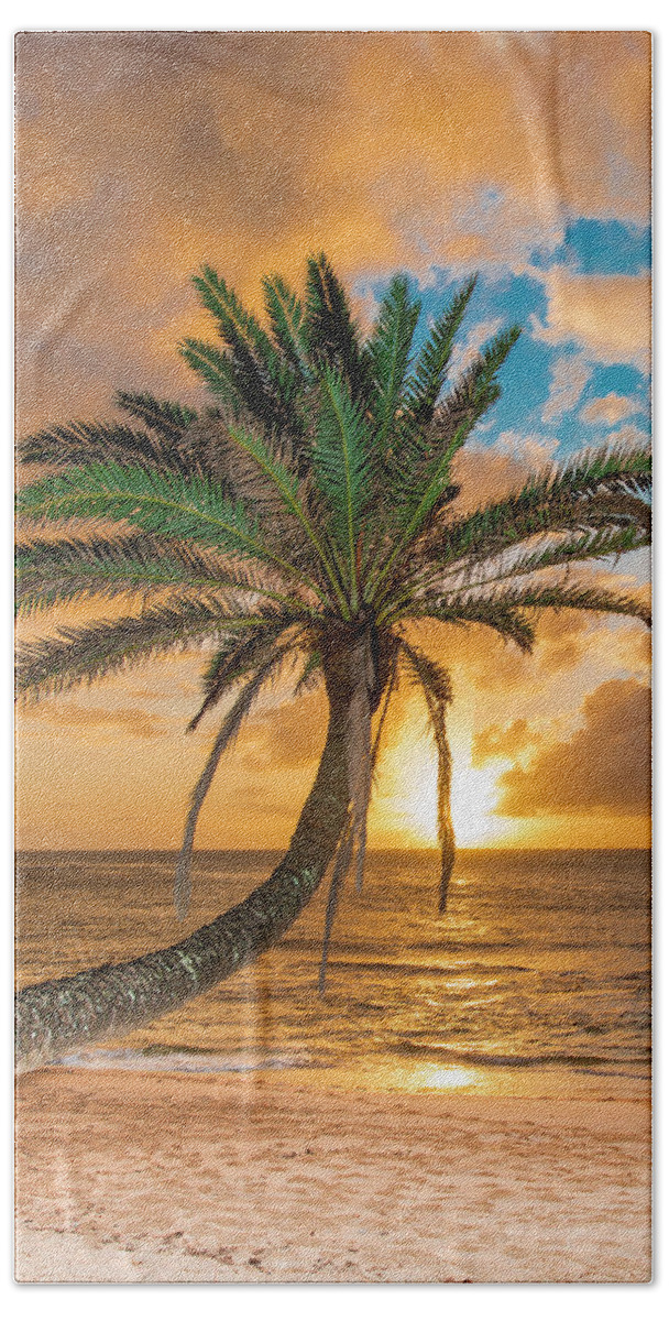 Sunset Beach Oahu Hawaii Palm Tree Beach Towel featuring the photograph Sunset Beach Oahu Hawaii by Leonardo Dale