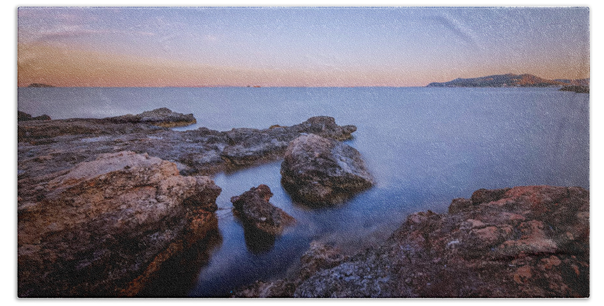 Seascape Beach Towel featuring the photograph Sunset on the Rocks by Rick Deacon