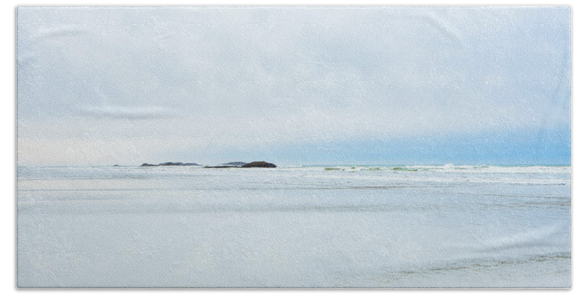 Seascape Beach Towel featuring the photograph The Pastel Sea by Allan Van Gasbeck