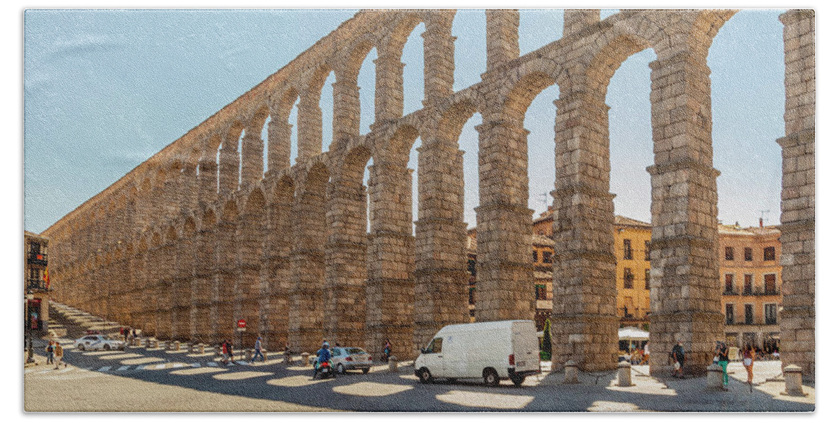Spain Beach Towel featuring the photograph The Segovia Aqueduct by W Chris Fooshee