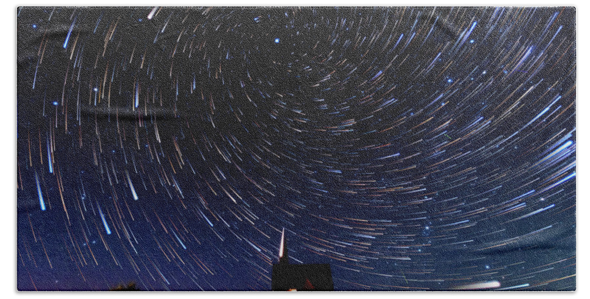 Vortex Beach Towel featuring the photograph The Starry Night by Yoshiki Nakamura