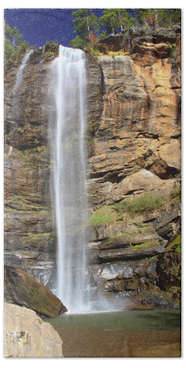 Waterfall Beach Sheet featuring the photograph Toccoa Falls, Georgia, U.S.A by Richard Krebs