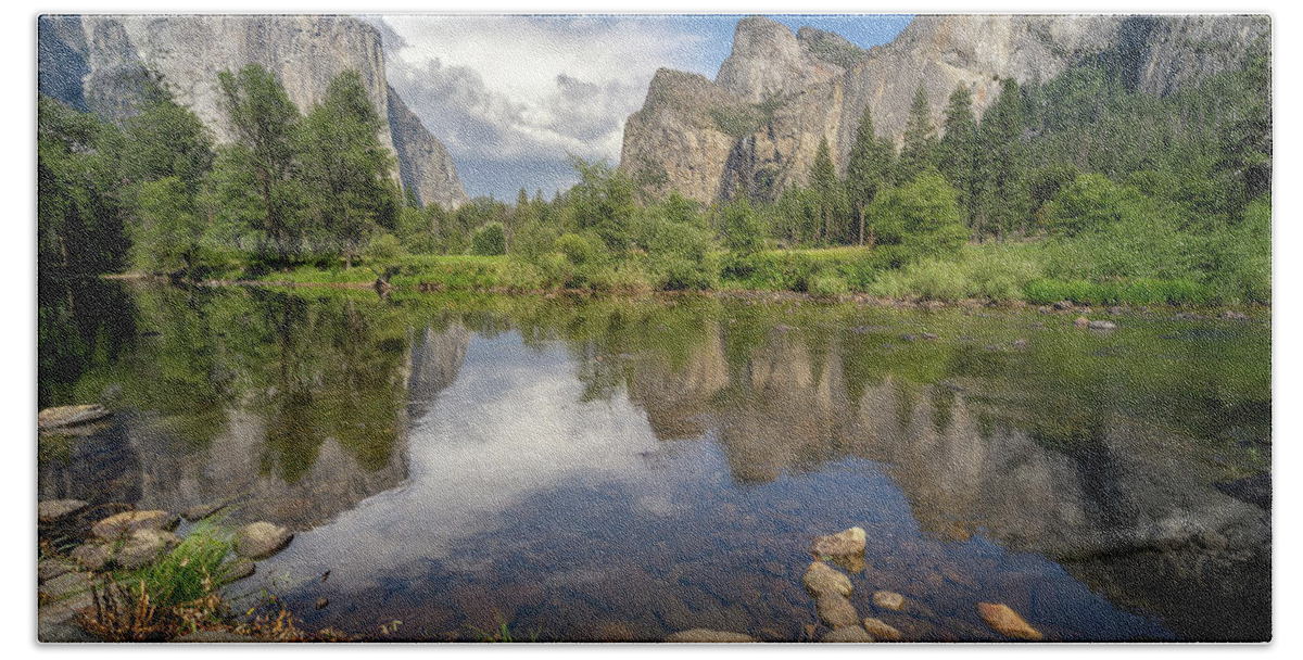 El Capitan Beach Towel featuring the photograph Valley View by Laura Macky