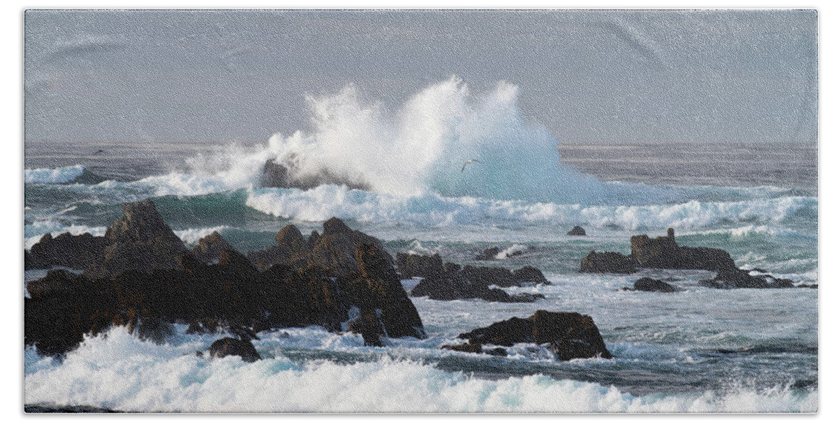 Monterrey Beach Sheet featuring the photograph Winter Waves by Paul Riedinger