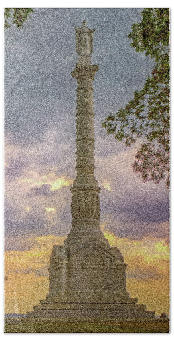 Yorktown Beach Towel featuring the photograph Yorktown Victory Monument by Jerry Gammon