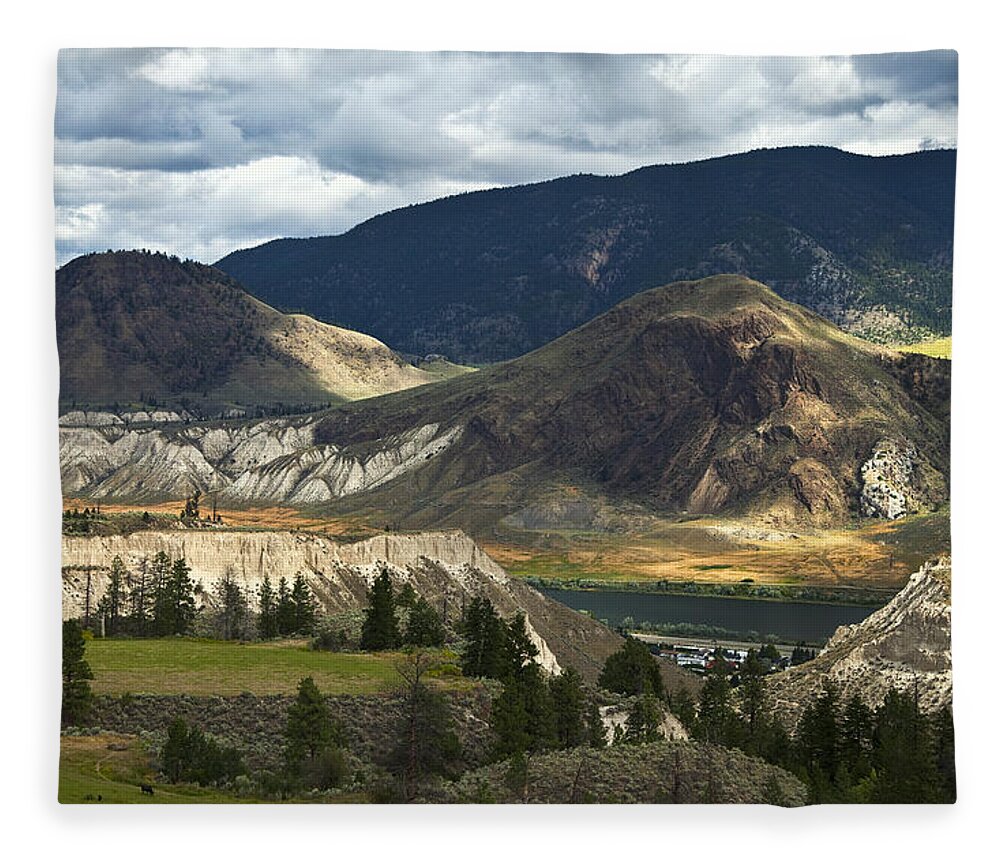 Landscape Fleece Blanket featuring the photograph Along The River by Theresa Tahara