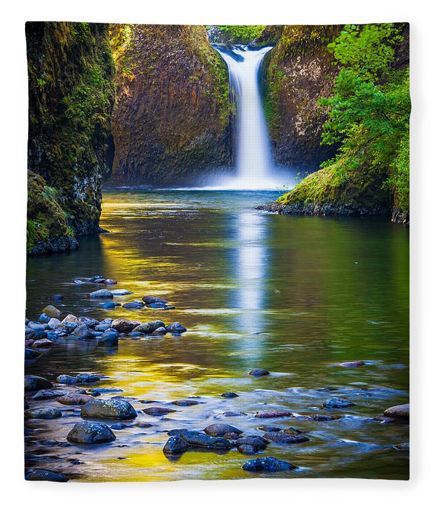 America Fleece Blanket featuring the photograph Punchbowl Falls #1 by Inge Johnsson