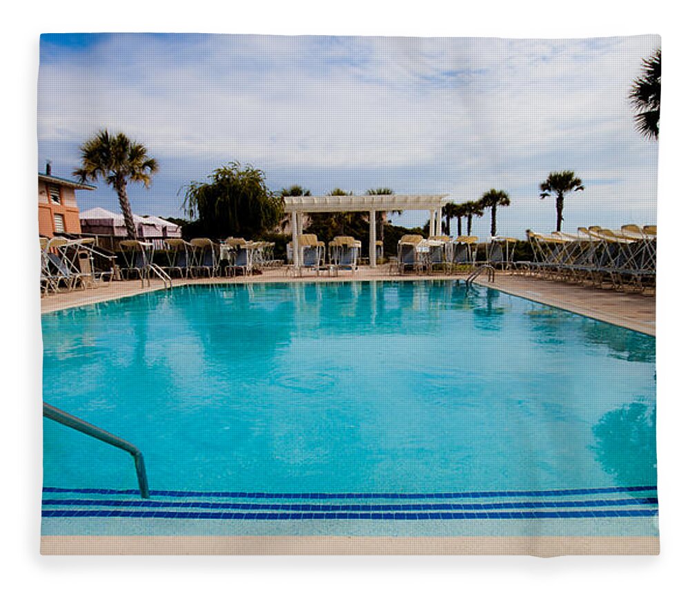 Architecture Fleece Blanket featuring the photograph Infinity Pool #3 by Thomas Marchessault