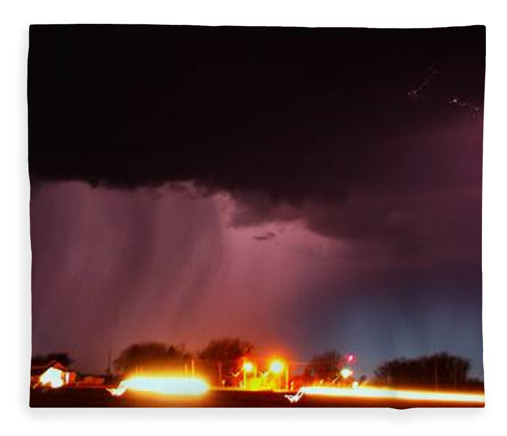 Stormscape Fleece Blanket featuring the photograph Late Evening Nebraska Thunderstorm #4 by NebraskaSC
