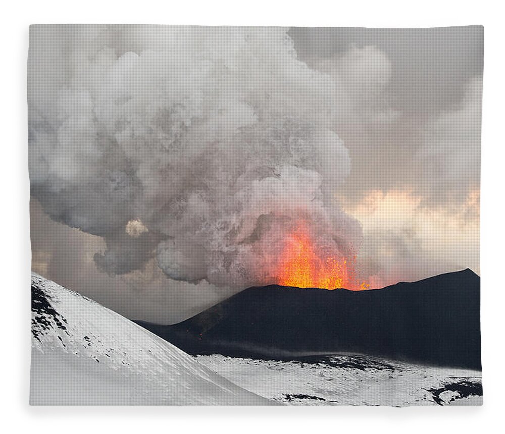 Feb0514 Fleece Blanket featuring the photograph Tolbachik Volcano Erupting Kamchatka #2 by Sergey Gorshkov