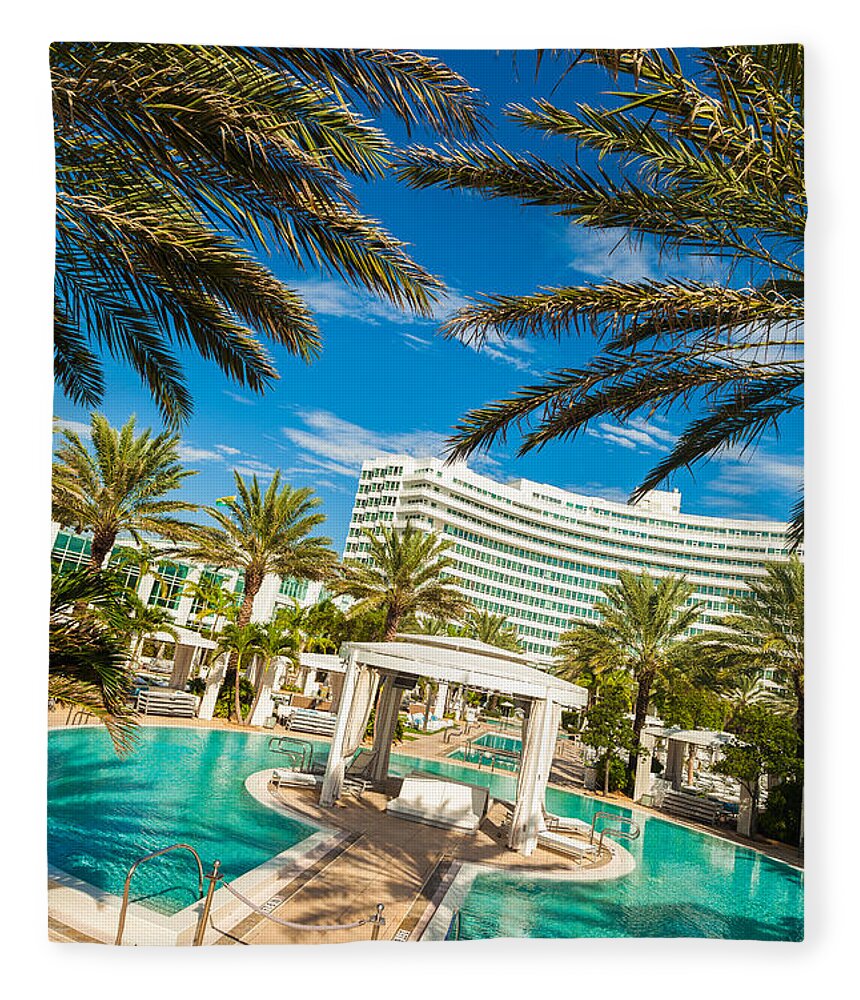 Architecture Fleece Blanket featuring the photograph Fontainebleau Hotel by Raul Rodriguez