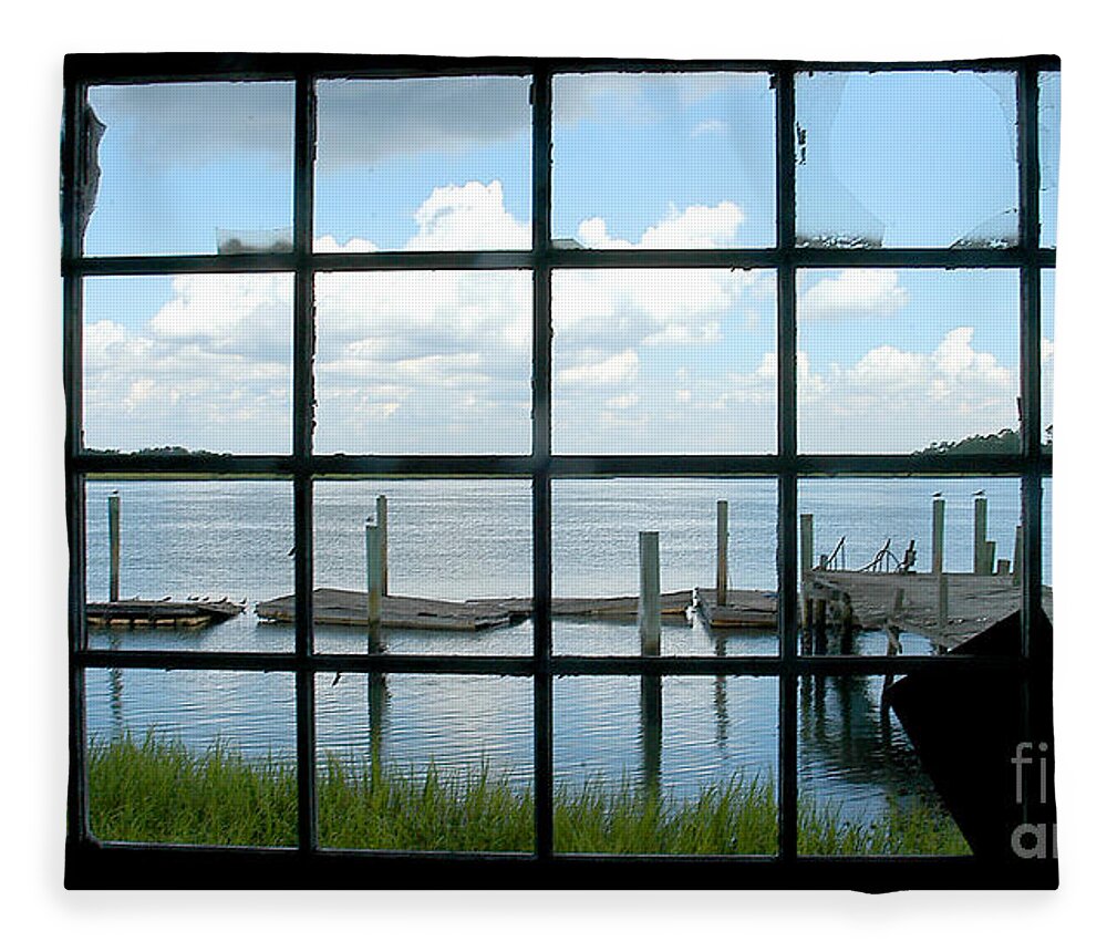 Window Fleece Blanket featuring the photograph A Look Outside by Scott Hansen