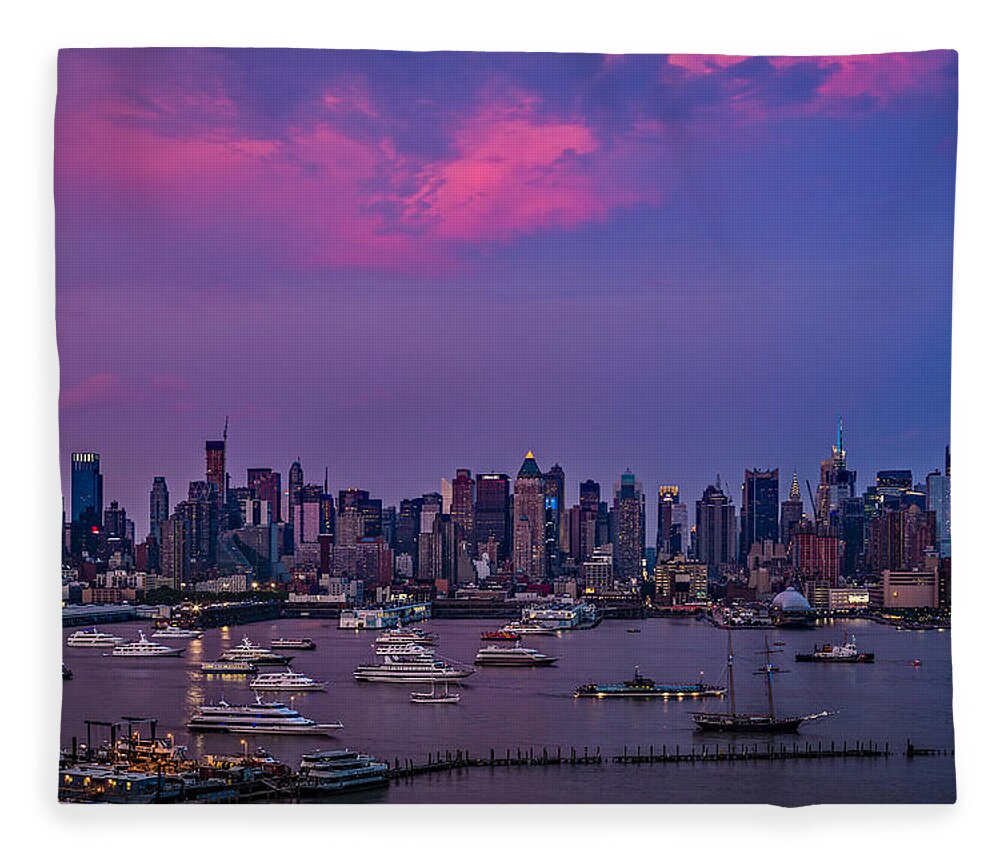 Manhattan Fleece Blanket featuring the photograph A Spectacular New York City evening by Susan Candelario