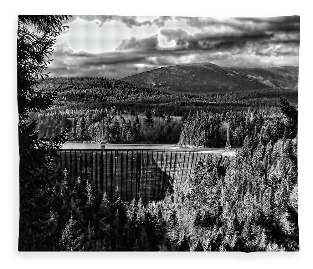 Black And White Print Fleece Blanket featuring the photograph Alder Dam near Mt Rainer WA by Ron Roberts