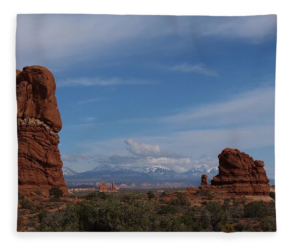 Clouds Fleece Blanket featuring the photograph Arches National Monument by Suzanne Lorenz