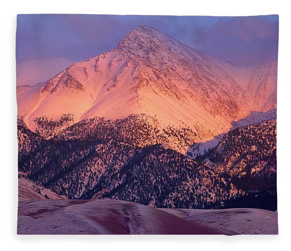 Borah Peak Fleece Blanket featuring the photograph Borah Peak by Ed Cooper Photography