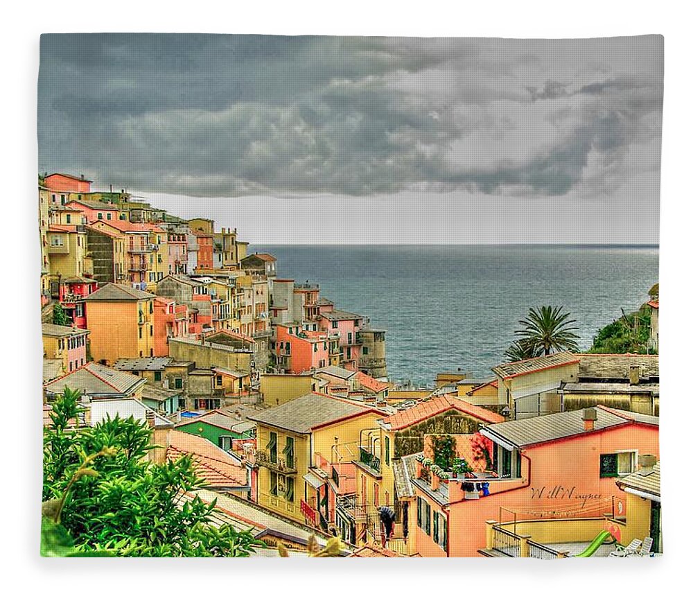 Ocean Fleece Blanket featuring the photograph Cinque Terre 4 by Will Wagner