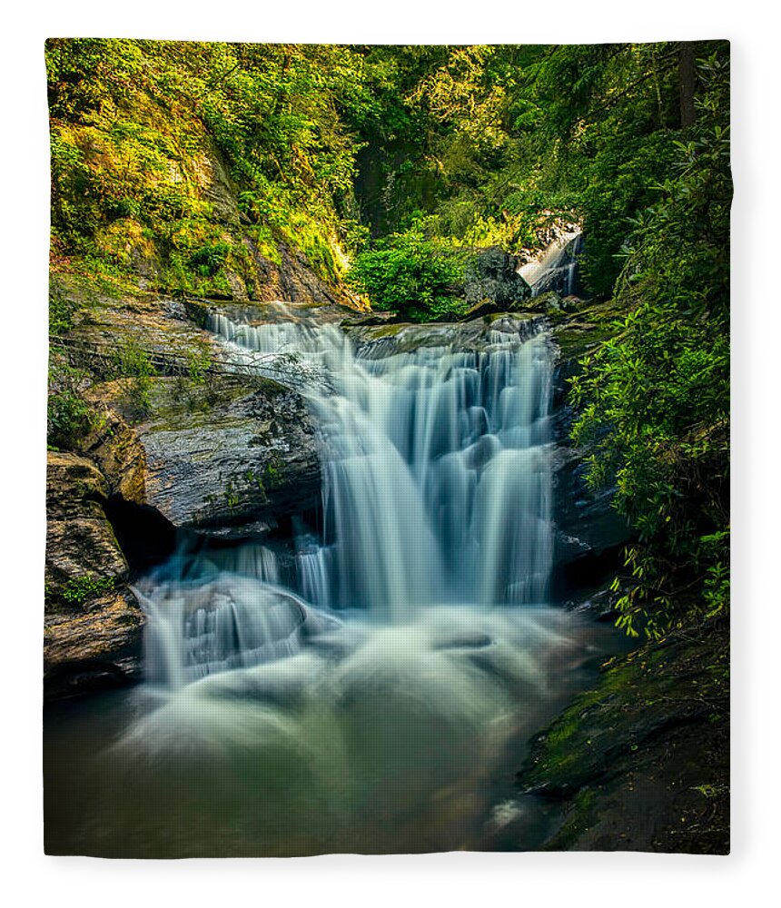 Dukes Creek Fleece Blanket featuring the photograph Dukes Creek Falls by John Haldane