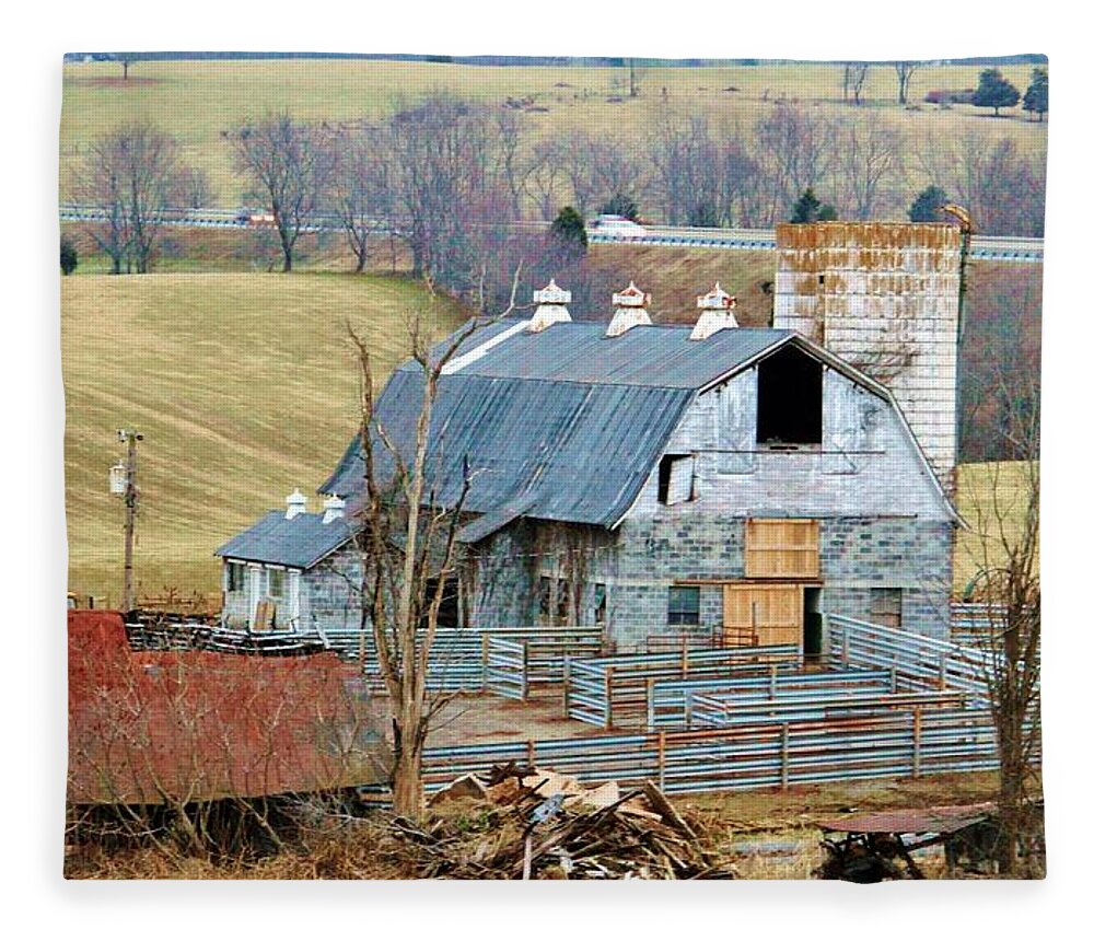 Country Fleece Blanket featuring the photograph Farm In Virginia by Cynthia Guinn