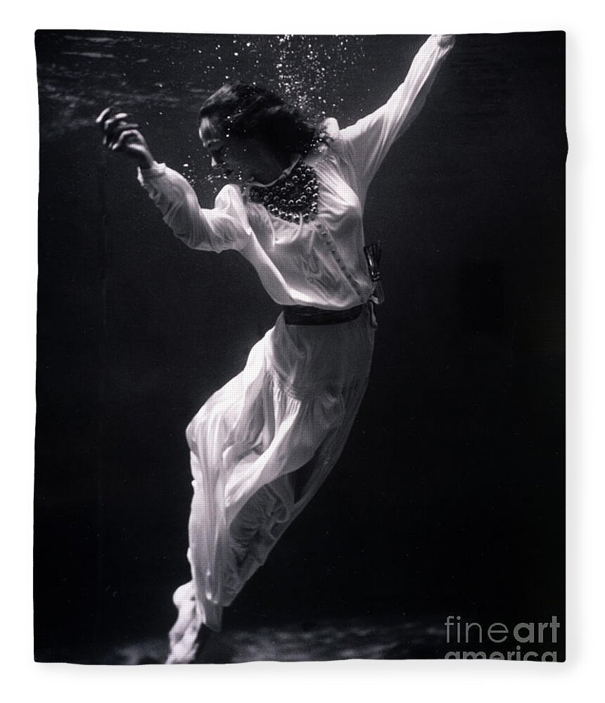 Fashion Fleece Blanket featuring the photograph Fashion Model Underwater, 1939 by Science Source