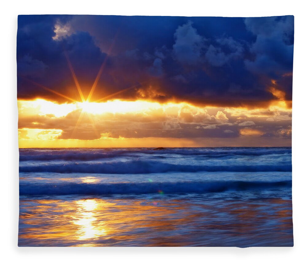 Sunset Fleece Blanket featuring the photograph Fire on the Horizon by Darren White