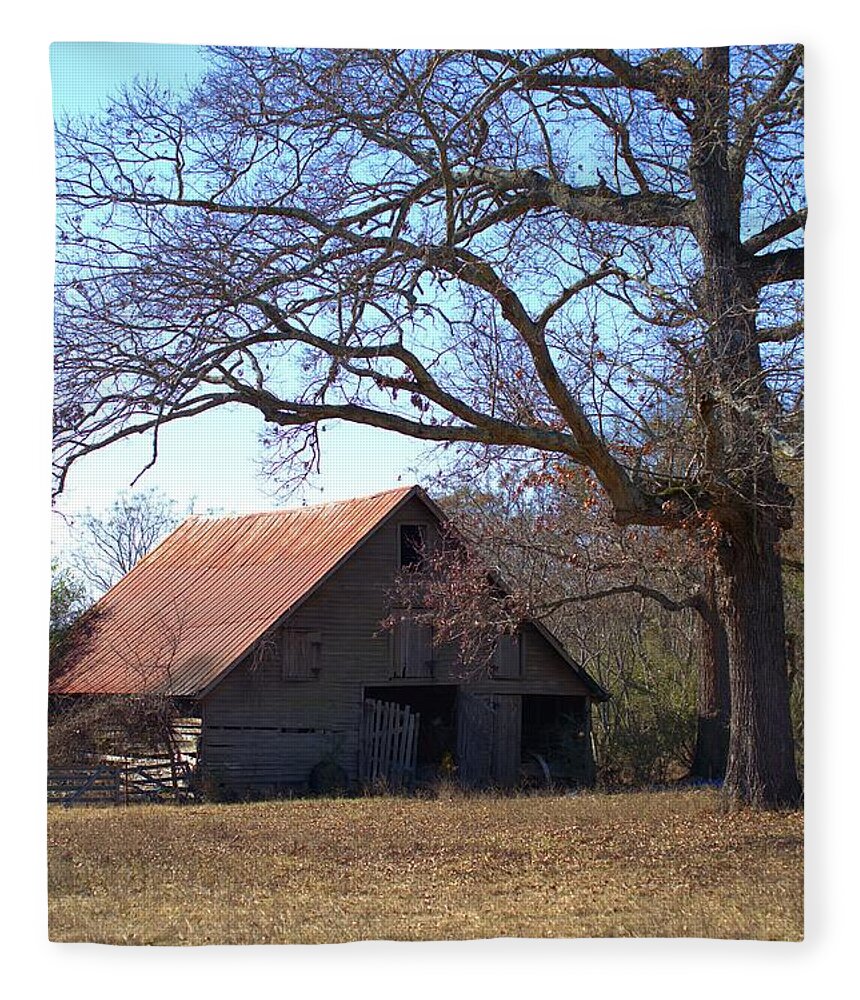 7680 Fleece Blanket featuring the photograph Georgia Barn in Winter by Gordon Elwell