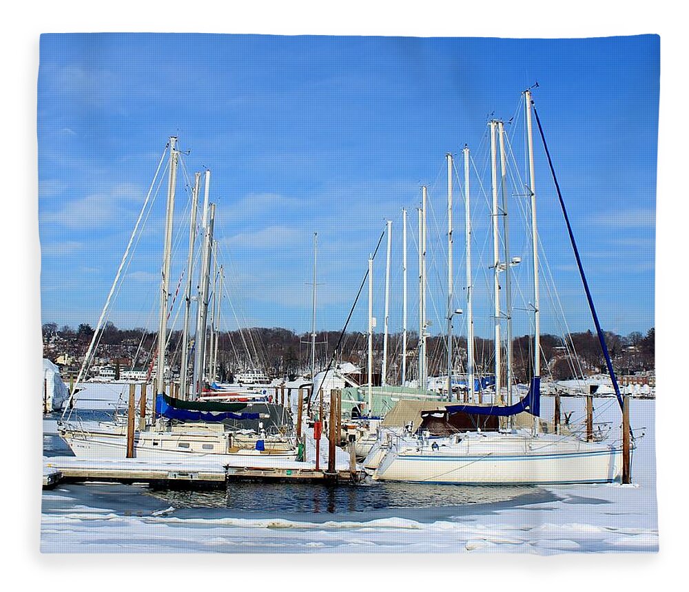 Maritime Fleece Blanket featuring the photograph Going Nowhere by Karen Silvestri