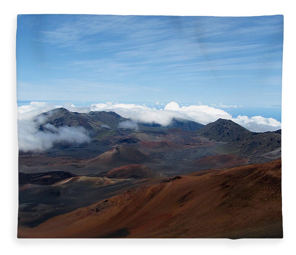 Hawaii Fleece Blanket featuring the photograph Heavenly in Hawaii by Bob Slitzan