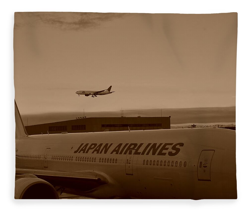 Departure Fleece Blanket featuring the photograph Leaving Japan by Miguel Winterpacht