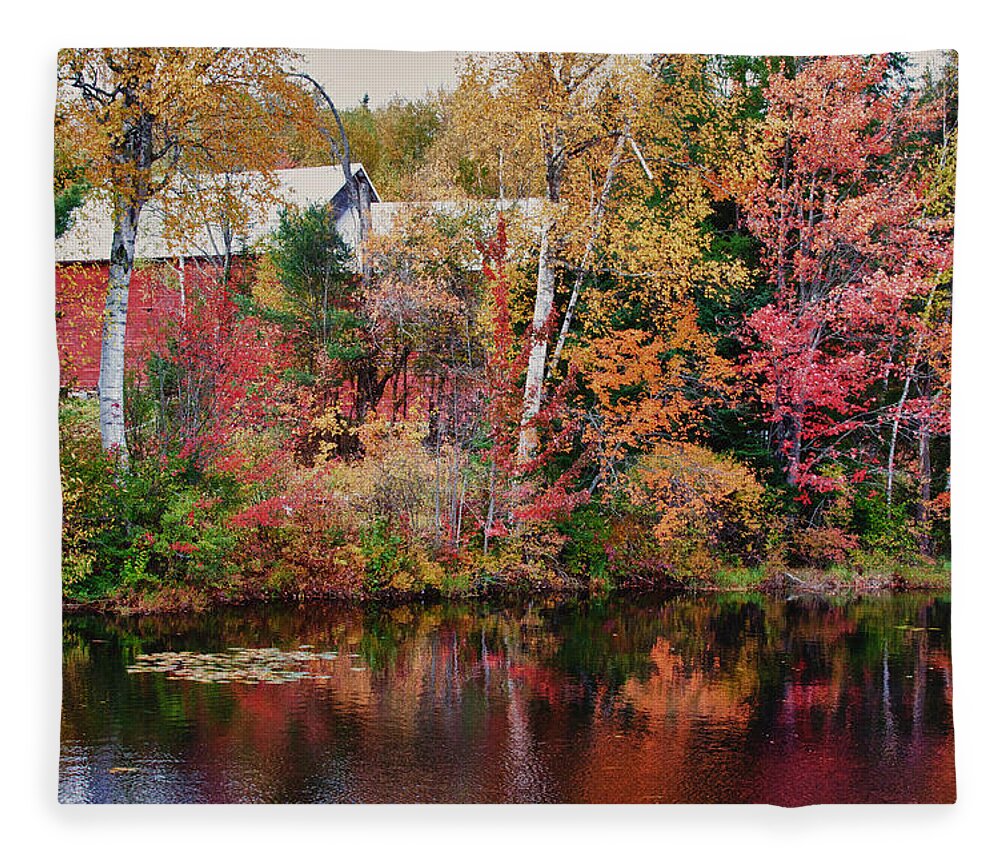 Autumn Foliage New England Fleece Blanket featuring the photograph Maine barn through the trees by Jeff Folger