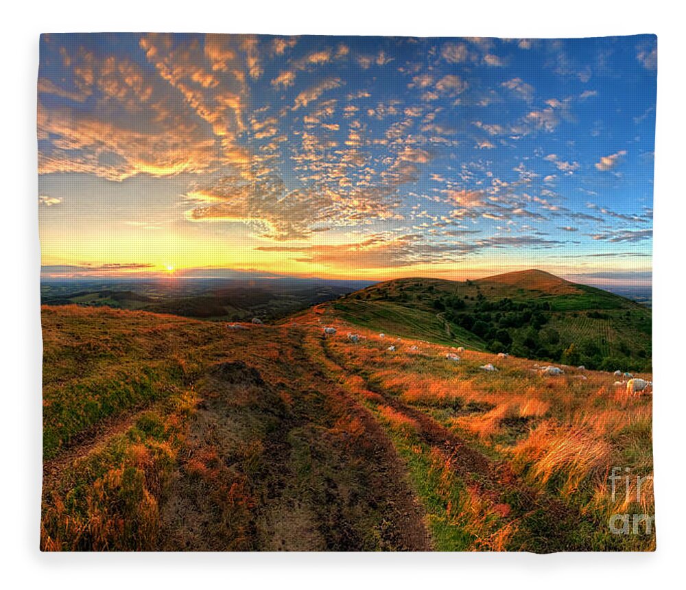 Yhun Suarez Fleece Blanket featuring the photograph Malvern Hills Sunset 2.0 by Yhun Suarez