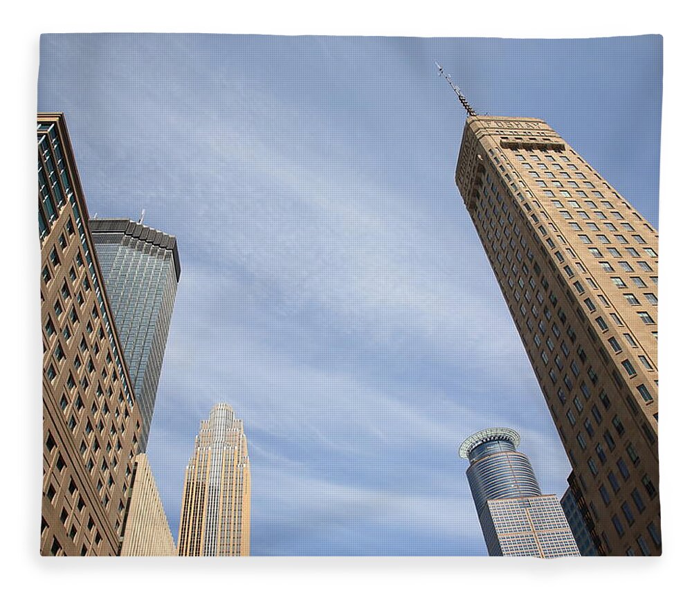 America Fleece Blanket featuring the photograph Minneapolis Skyline by Frank Romeo