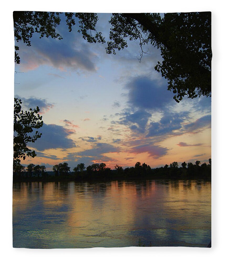 Sunset Fleece Blanket featuring the photograph Missouri River Glow by Cricket Hackmann