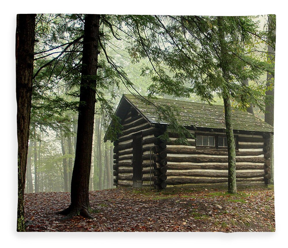 Log Cabin Fleece Blanket featuring the photograph Misty Morning Cabin by Suzanne Stout