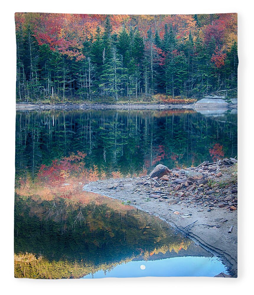 Autumn Fleece Blanket featuring the photograph Moon Setting Fall Foliage Reflection by Jeff Folger