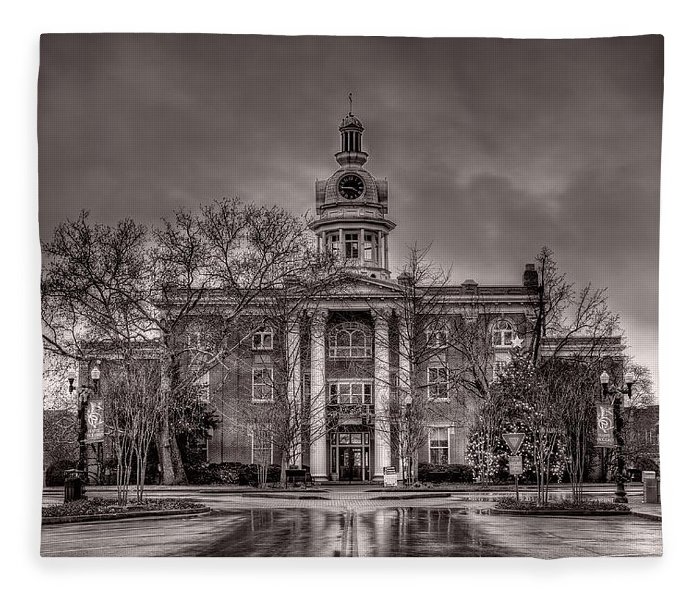 Capitol Fleece Blanket featuring the photograph Murfreesboro Town Hall by Brett Engle