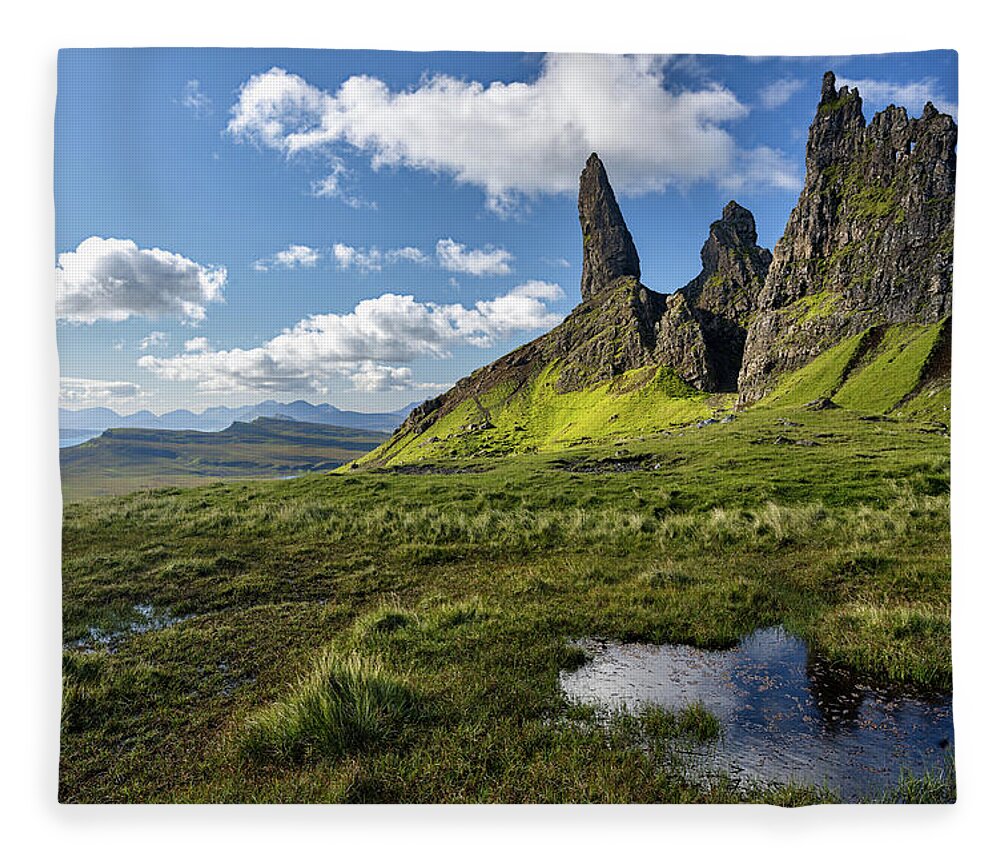 Scenics Fleece Blanket featuring the photograph Old Man Of Storr by Peter Luxem