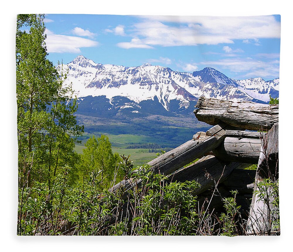Colorado Fleece Blanket featuring the photograph Only the structures crumble by Bob Hislop