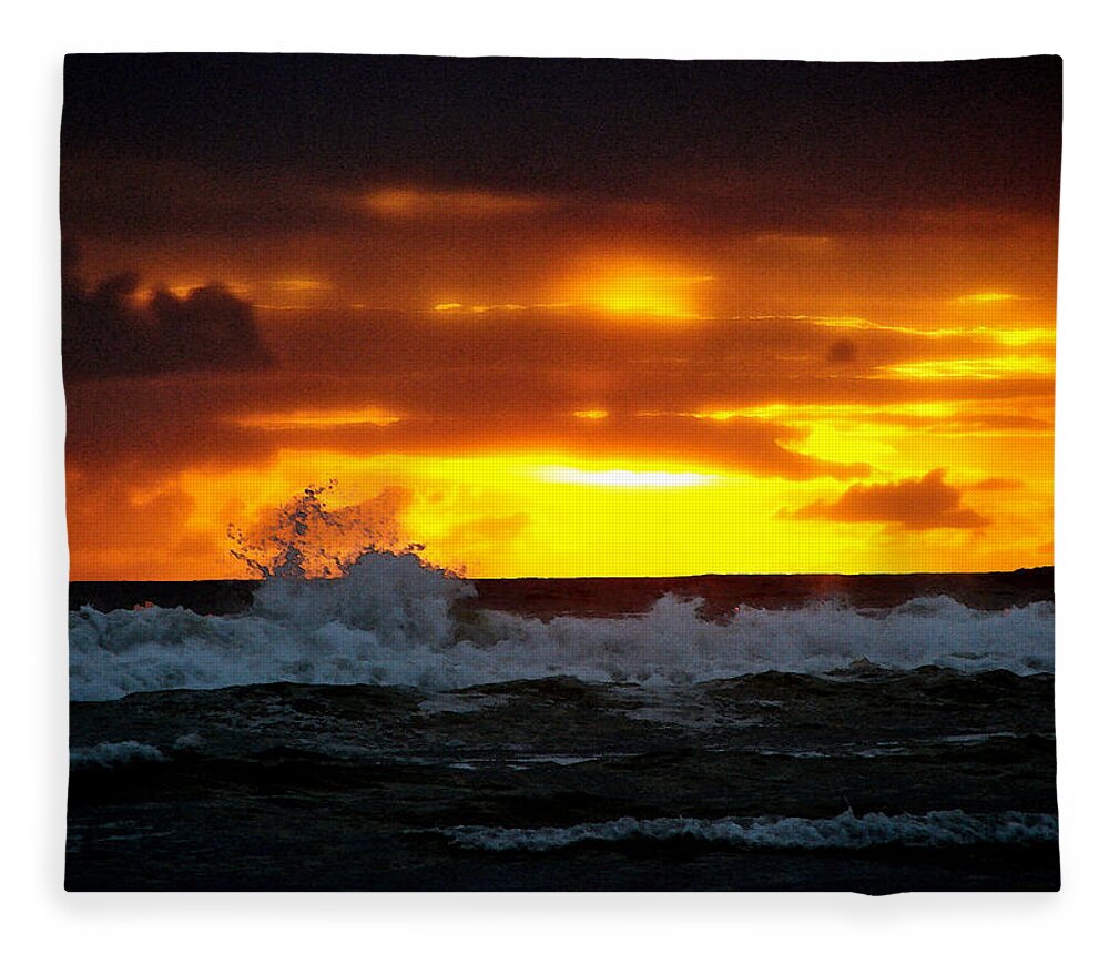 Pacific Ocean Fleece Blanket featuring the digital art Pacific Sunset Drama by Gary Olsen-Hasek