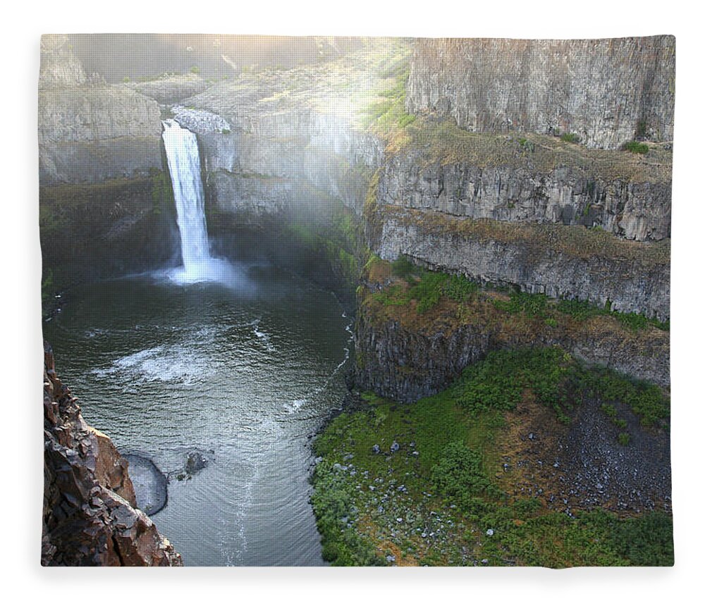 Palouse Falls Fleece Blanket featuring the photograph Palouse Falls by Rich Collins