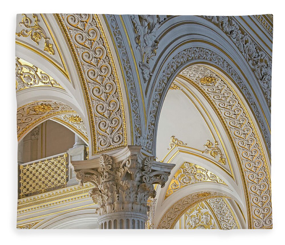 Arch Fleece Blanket featuring the photograph Pavillion Hall, The Hermitage by Izzet Keribar